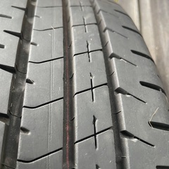 トヨタ純正アルミホイール 175/65R15　バリ溝エコピア25年製の画像