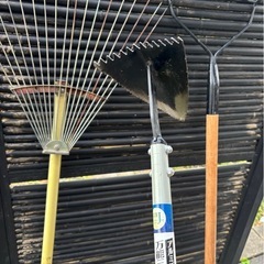 ガーデニング3点セット 熊手・三角ホー・レーキ 庭仕事用 アルミ柄 軽量タイプの画像