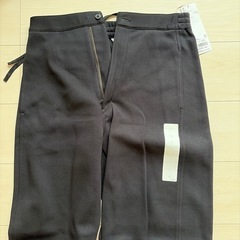 新品　ユニクロ　レディース　パンツ　Lサイズ　黒　の画像