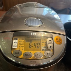 タイガー　炊飯器の画像