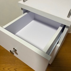 【美品】サイドワゴン ミニワゴン ネイル用品収納ワゴン ホワイトの画像