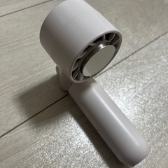 ハンディ扇風機 2台の画像