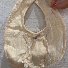 女の子用スタイ(くま柄ハンドメイド作家さん)の画像