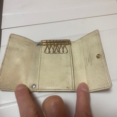 本日格安正規品ルイヴィトンダミエホワイトキーケースの画像