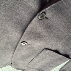 ユニクロ メンズ スリムフィット ブレザー (Mサイズ)の画像