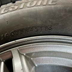 スタッドレスタイヤの画像