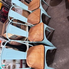 お宝物さがし！11月8、9土日、バリバリ営業❣️冬衣類品入荷！！