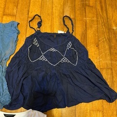 トップス３着　サイズＭの画像