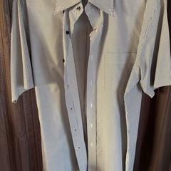 半袖　カッターシャツの画像