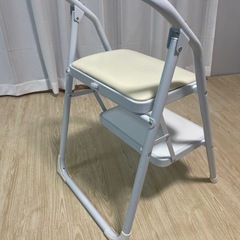 山善 椅子にもなる脚立 踏み台 折りたたみの画像