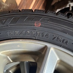 バリ山イボ付きスタッドレス　アルミホイール四本セットの画像