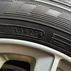 バリ山イボ付きスタッドレス　アルミホイール四本セットの画像