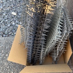 猫よけトゲトゲの画像