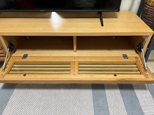 テレビボード