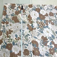 未使用保管品2枚セット　クッションカバー　座布団カバー　シックな花柄モノトーン　非対面取引可能の画像