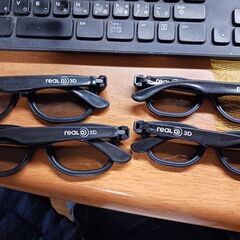 偏光サングラス　4個の画像