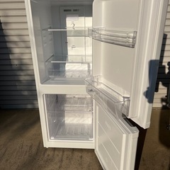 マクスゼン 2ドア冷凍冷蔵庫 140L JP139HM01WH 2023年製
の画像