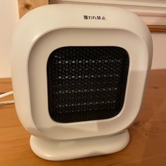 セラミックファンヒーター 小型の画像