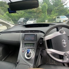 トヨタ　プリウス　の画像