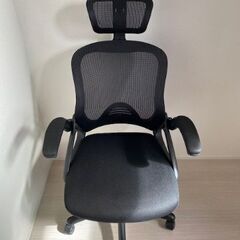 ヘッドレスト付きハイバックチェアの画像