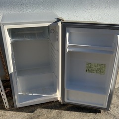 シャープ製
冷蔵庫の画像