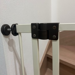 【2点とも取引中】①  ベビーゲート ベビーフェンス ベビーガード の画像