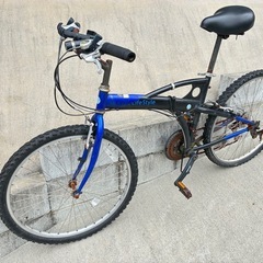 折り畳み自転車 マウンテンバイクの画像