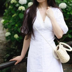 半袖 白ワンピースの画像