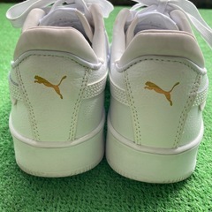プーマ PUMA スニーカー 厚底  24cmの画像
