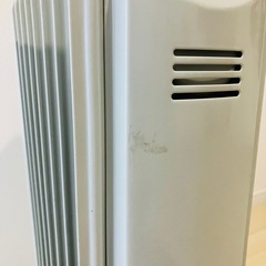 デロンギ オイルヒーター HJ0812の画像