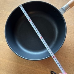 無印　鍋としても使えるフライパン　約28センチ　IHの画像