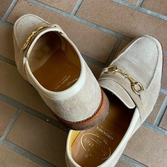 スコッチグレイン　
スエードのビットローファーの画像