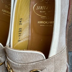 スコッチグレイン　
スエードのビットローファーの画像