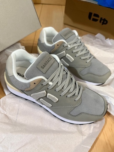 にゅ～ず『GRAY』10周年限定モデル