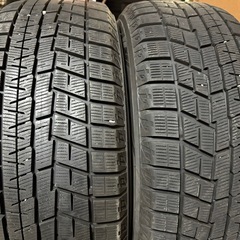 205/55R16 ヨコハマ スタッドレスタイヤ4本 2022年製造の画像