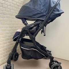 Combi コンビ ベビーカー ネイビー 対面 非対面の画像