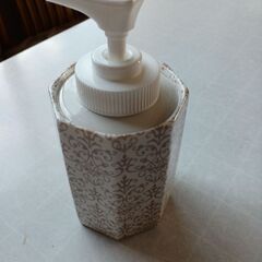 未使用　詰め替えボトルの画像