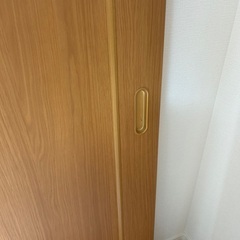 横引き　扉　スライド　室内扉の画像