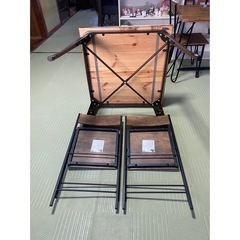 ヴィンテージ調カフェテーブル・ダイニングテーブル3点セットの画像