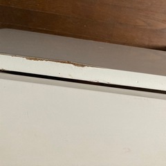 食卓テーブルの画像