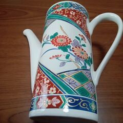 （受付停止中）【未使用品】伊万里焼・陶器ポット・コップ・お皿セット　※無料の画像