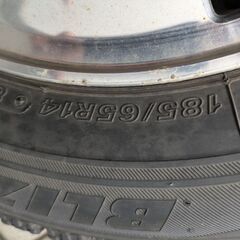 希少モビリオ純正ホイールの画像