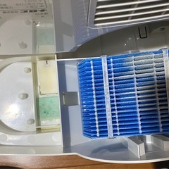 【取引中】コロナ加熱気化式加湿器　2021年製【加湿器】の画像