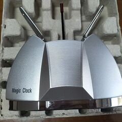 MAGIC CLOLK  時計　８００円の画像