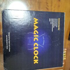 MAGIC CLOLK  時計　８００円の画像