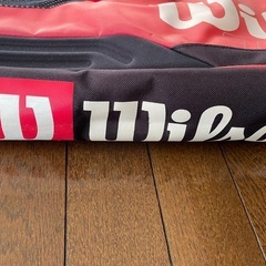 Wilson（ウィルソン）のテニスバッグの画像