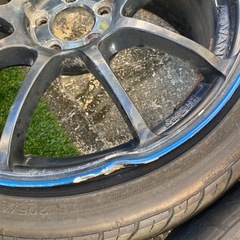 アドバンレーシングタイヤホイールの画像