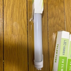LED 蛍光灯　4本の画像