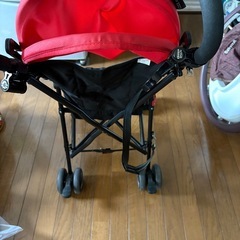 b型ベビーカーの画像