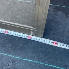 #商談中16日# 　11/8値下げ　約880×約850　アルミ　網戸　網付き　ブロンズ の画像